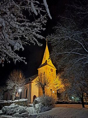 unsere Kirche im Winter