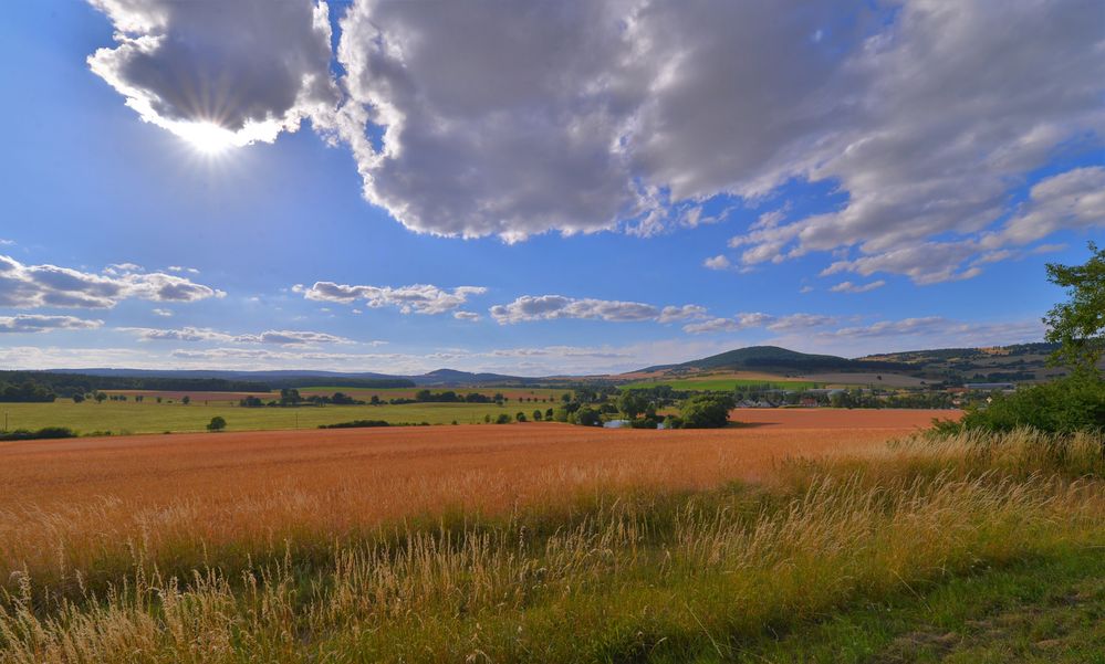 unsere Landschaft mit Blick zum See