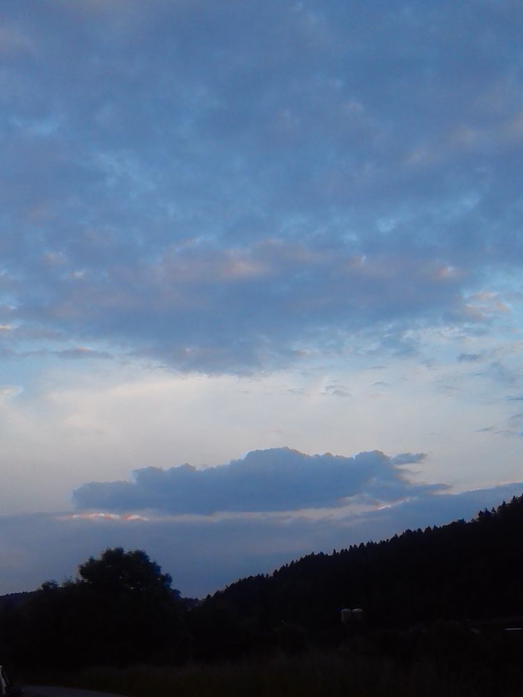 Unsere Landschaft, mit unseren Wolken