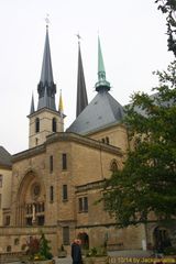 Unsere liebe Frau zu Luxemburg (Kathedrale "Notre Dame"), Südfassade