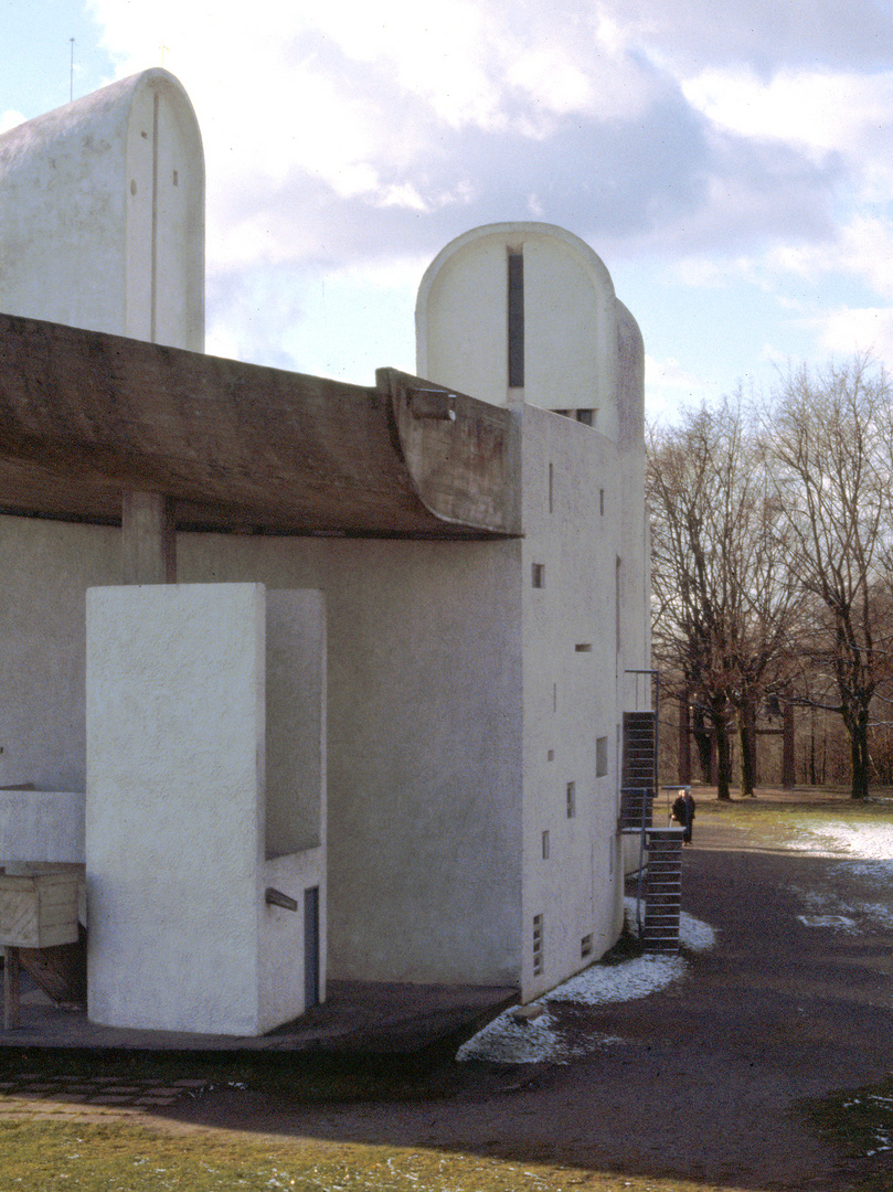 Unsere Lieben Frauen Kirche von  Le Corbusier in Ronchamp 