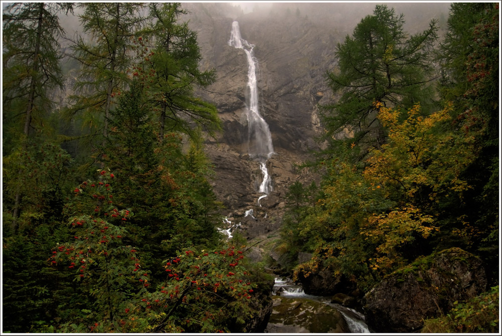 Unsere schöne! Schweiz - Wasserfall in Adelboden