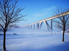 Unstruttalbrücke im Nebel