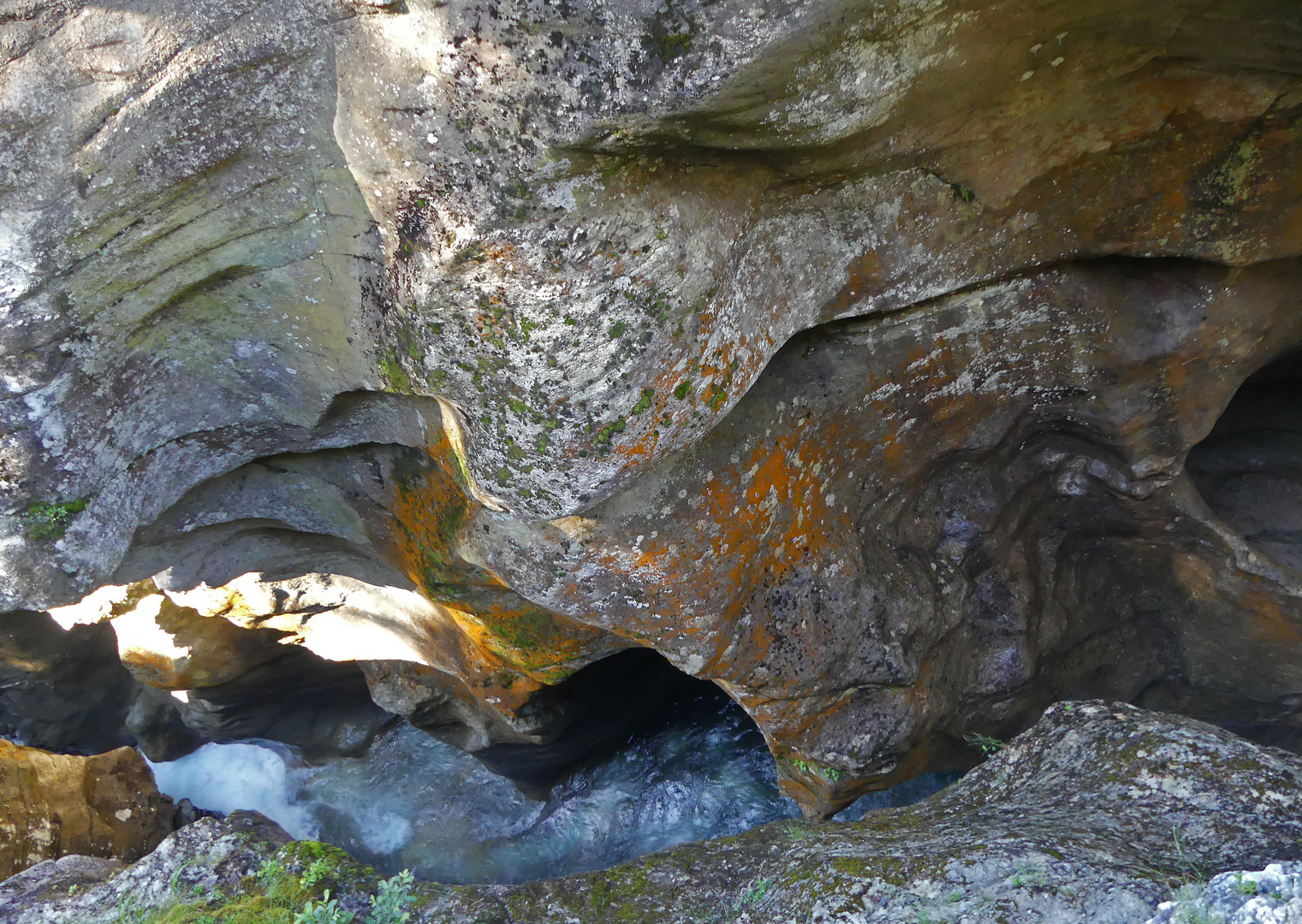 Unten in der Schlucht