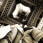 Unter dem Eiffelturm..