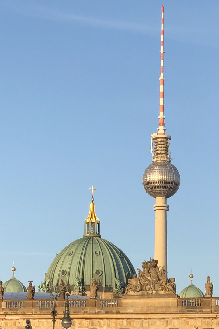 unter dem Himmel von Berlin 4