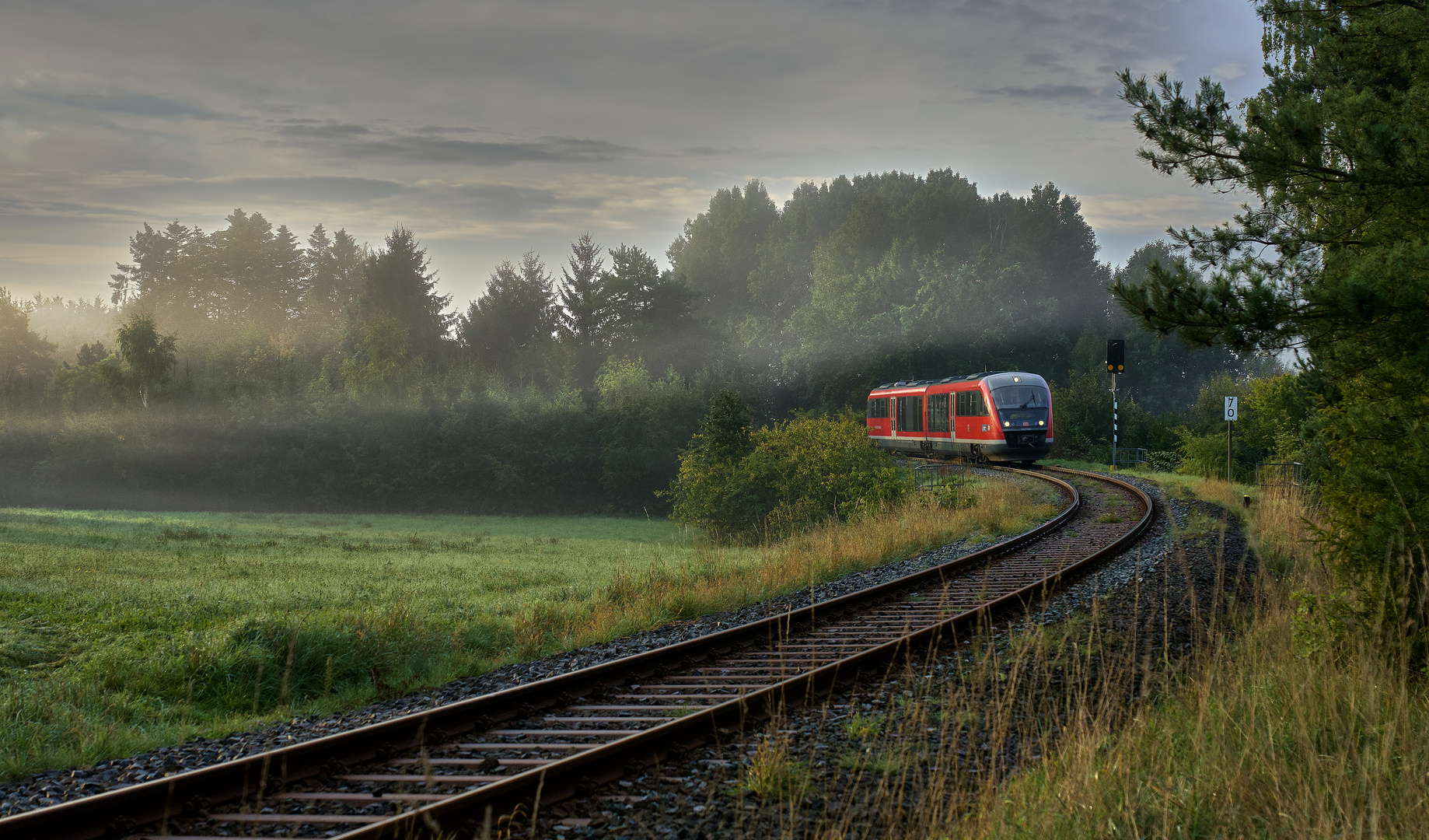 Unter dem Nebel hindurch