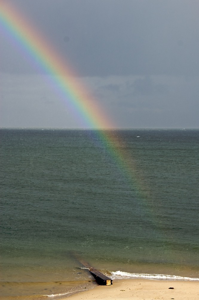 Unter dem Regenbogen.