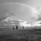 Unter dem Regenbogen gegen den Wind.