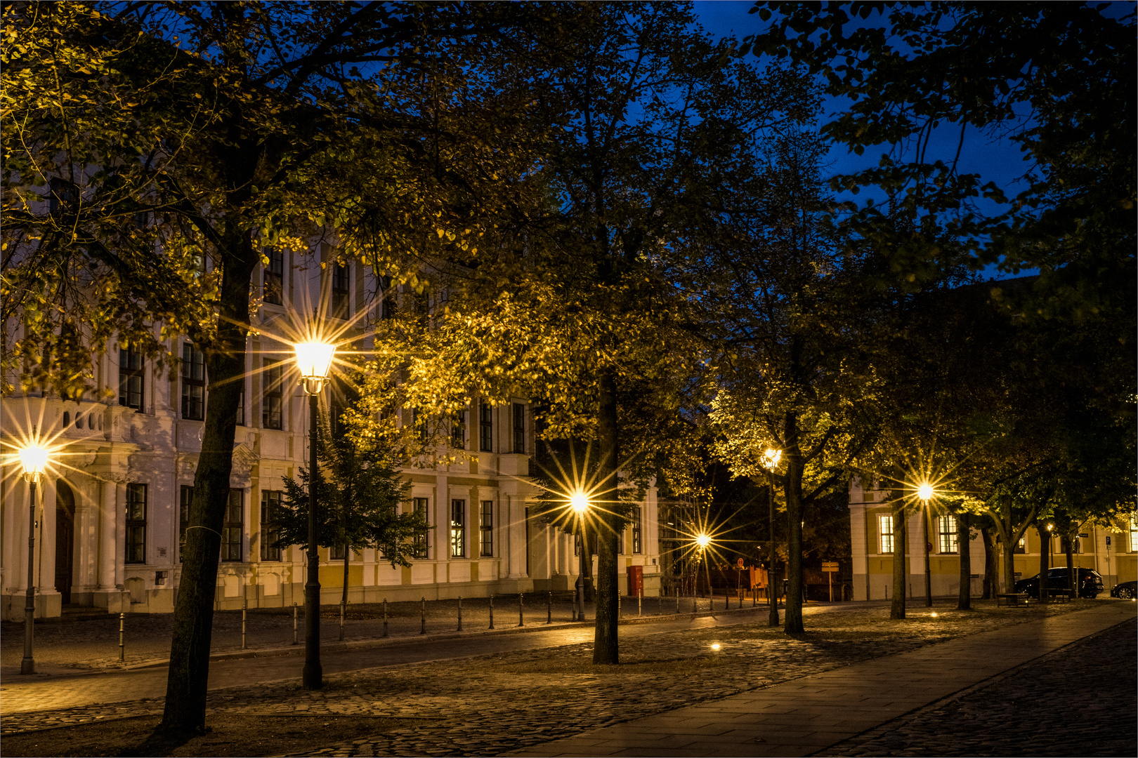 Unter den Linden...