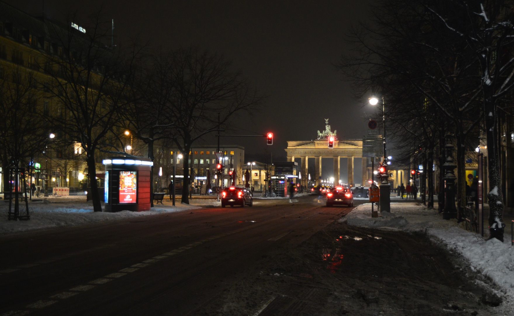 Unter den Linden - night - snow 