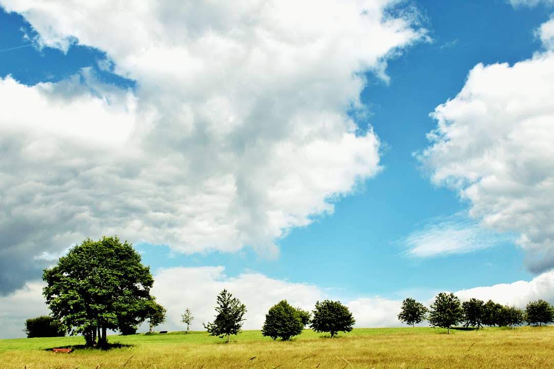 Unter den Wolken