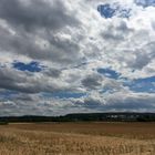 Unter den Wolken