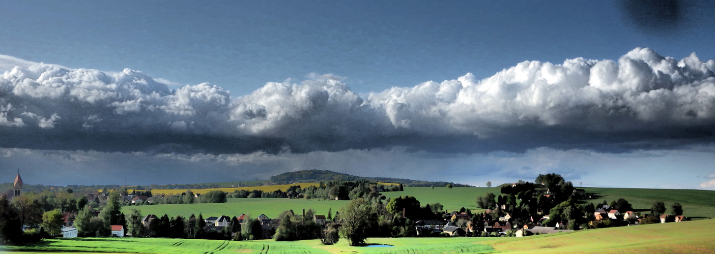 Unter den Wolken