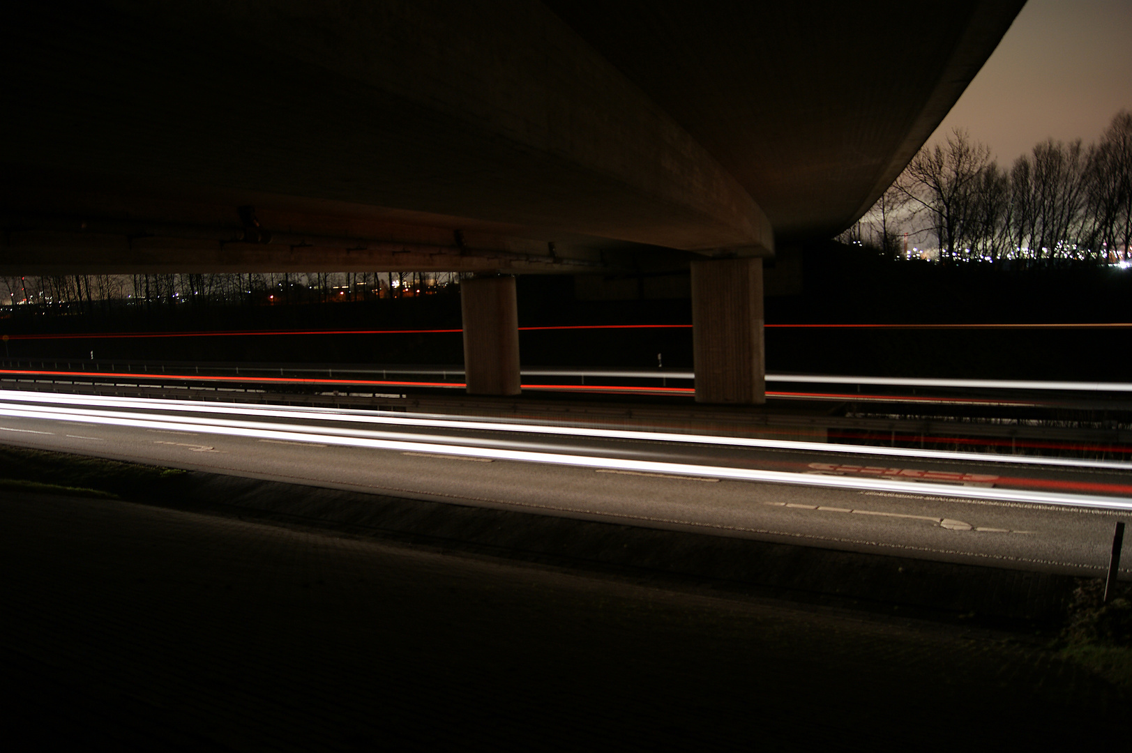 Unter der Brücke