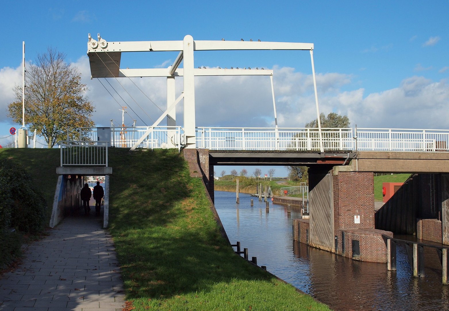 Unter der Brücke