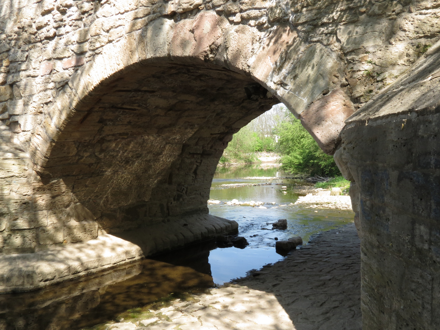 Unter der Brücke