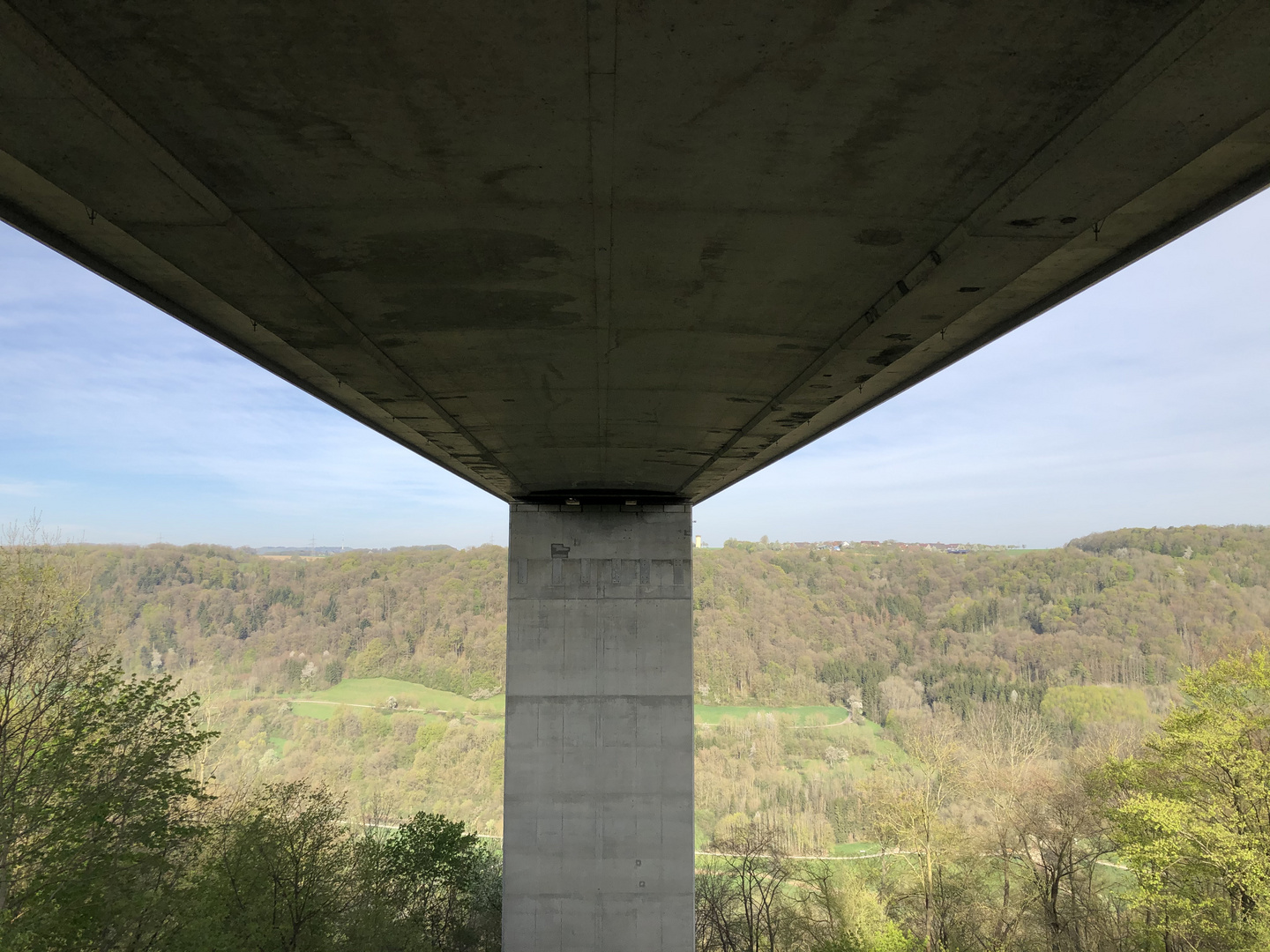 Unter der Brücke