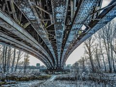 Unter der Brücke