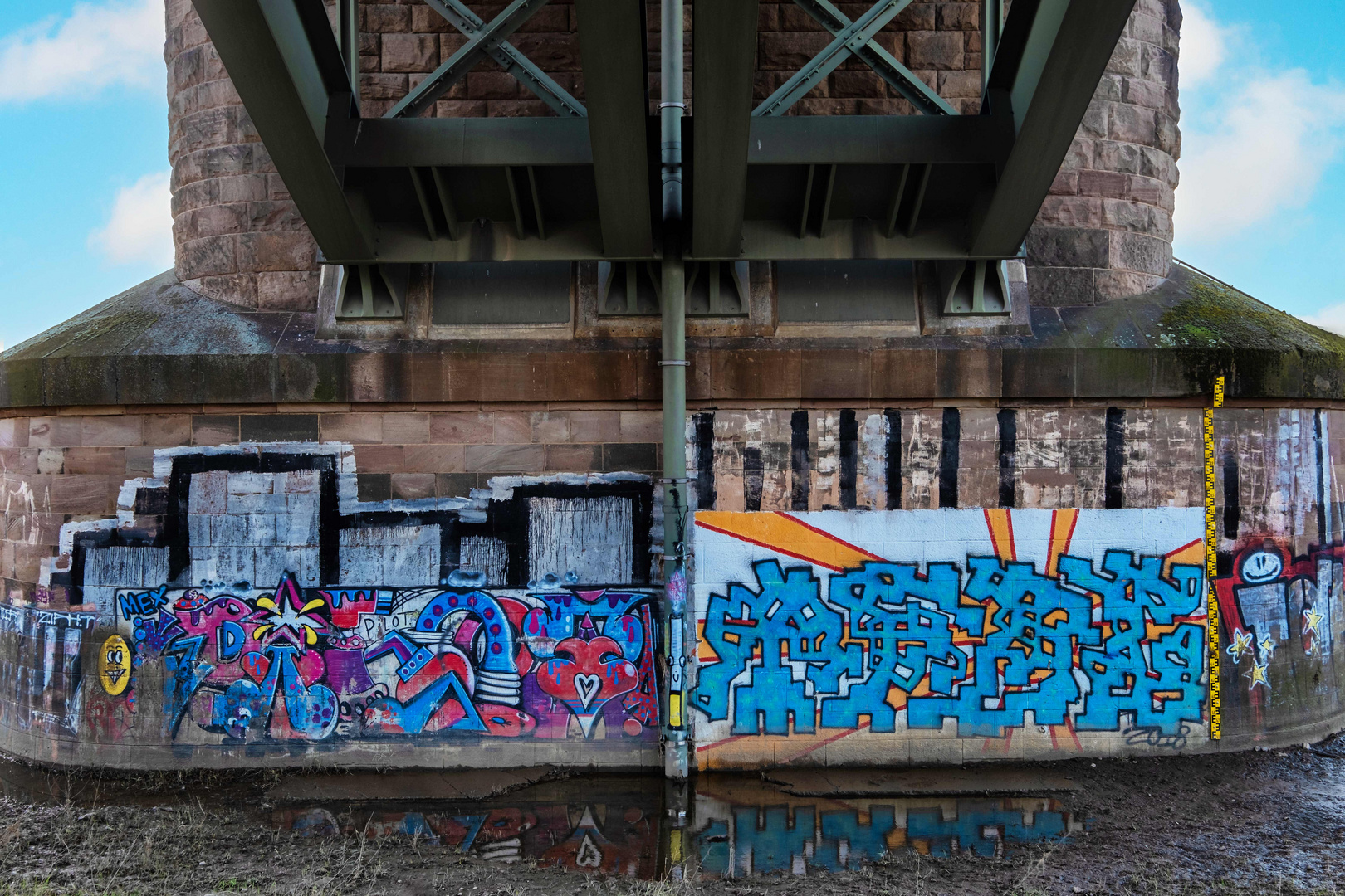 Unter der Brücke Foto & Bild architektur, straßen & brücken, brückenbauwerke Bilder auf