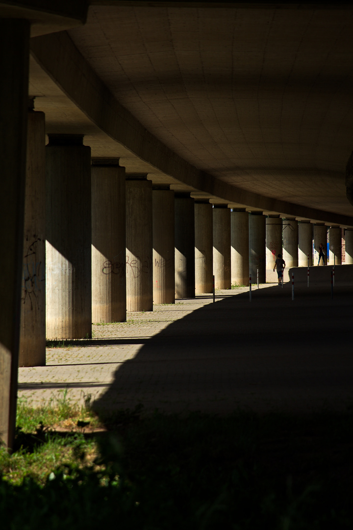 unter der Brücke