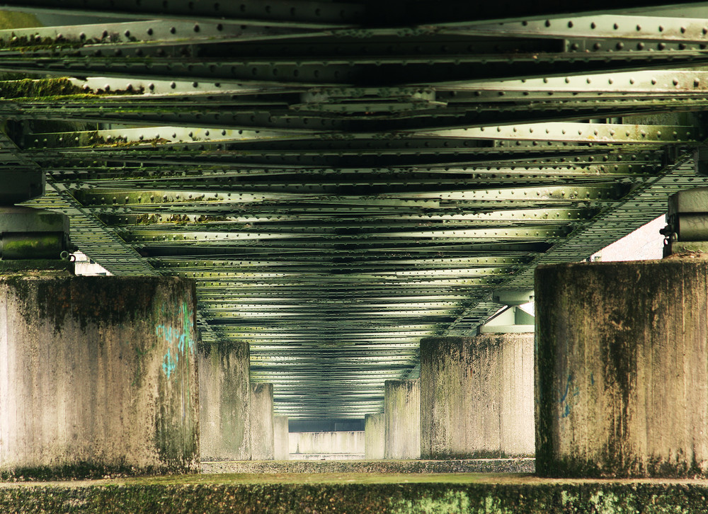 unter der brücke