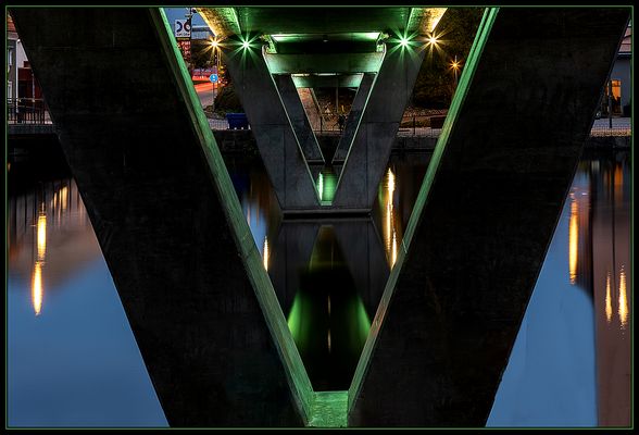 Unter der Brücke...