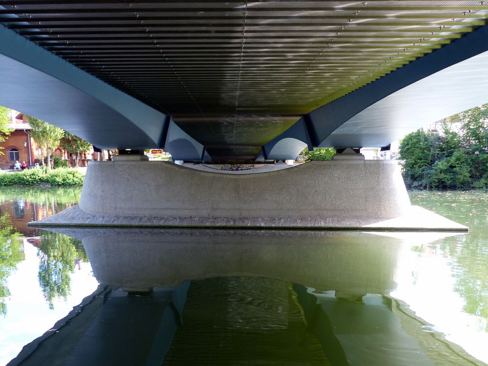 Unter der Brücke