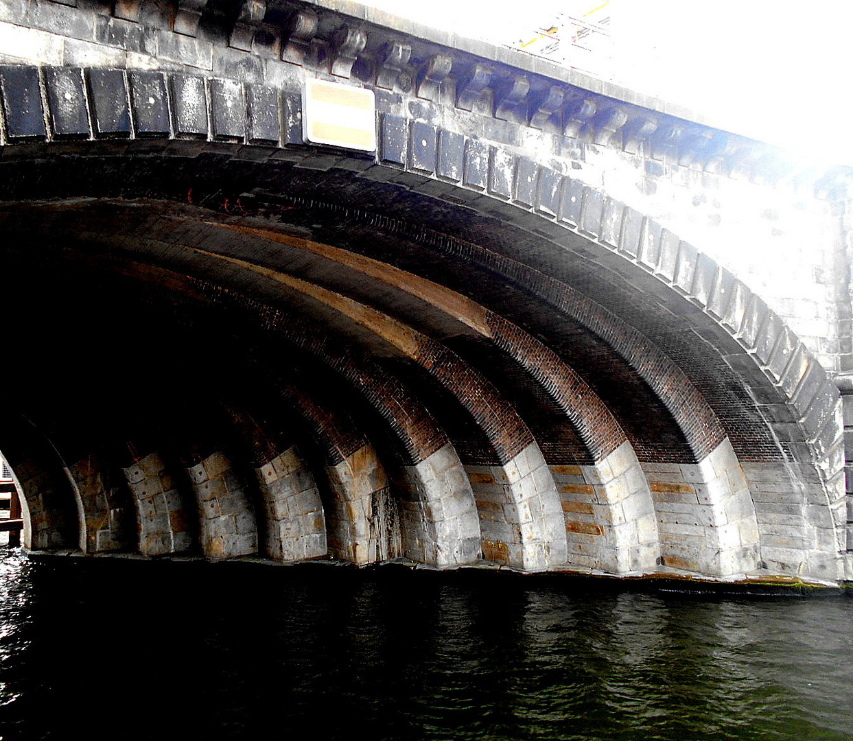 Unter der Brücke