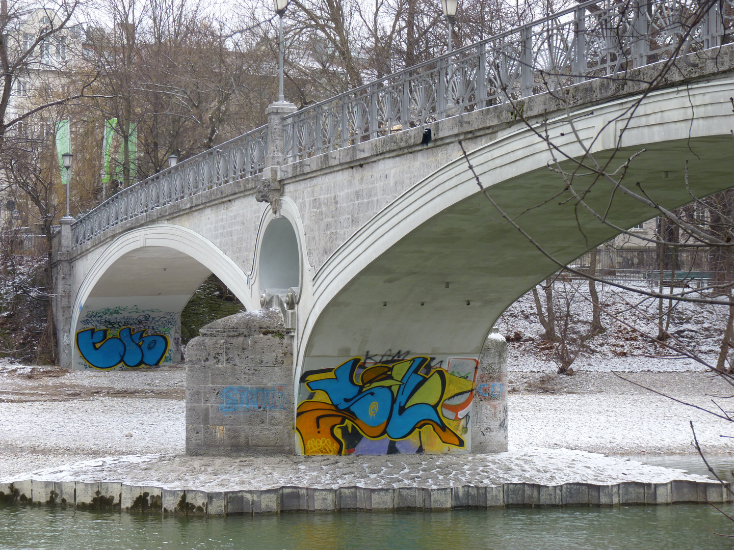 unter der Brücke...