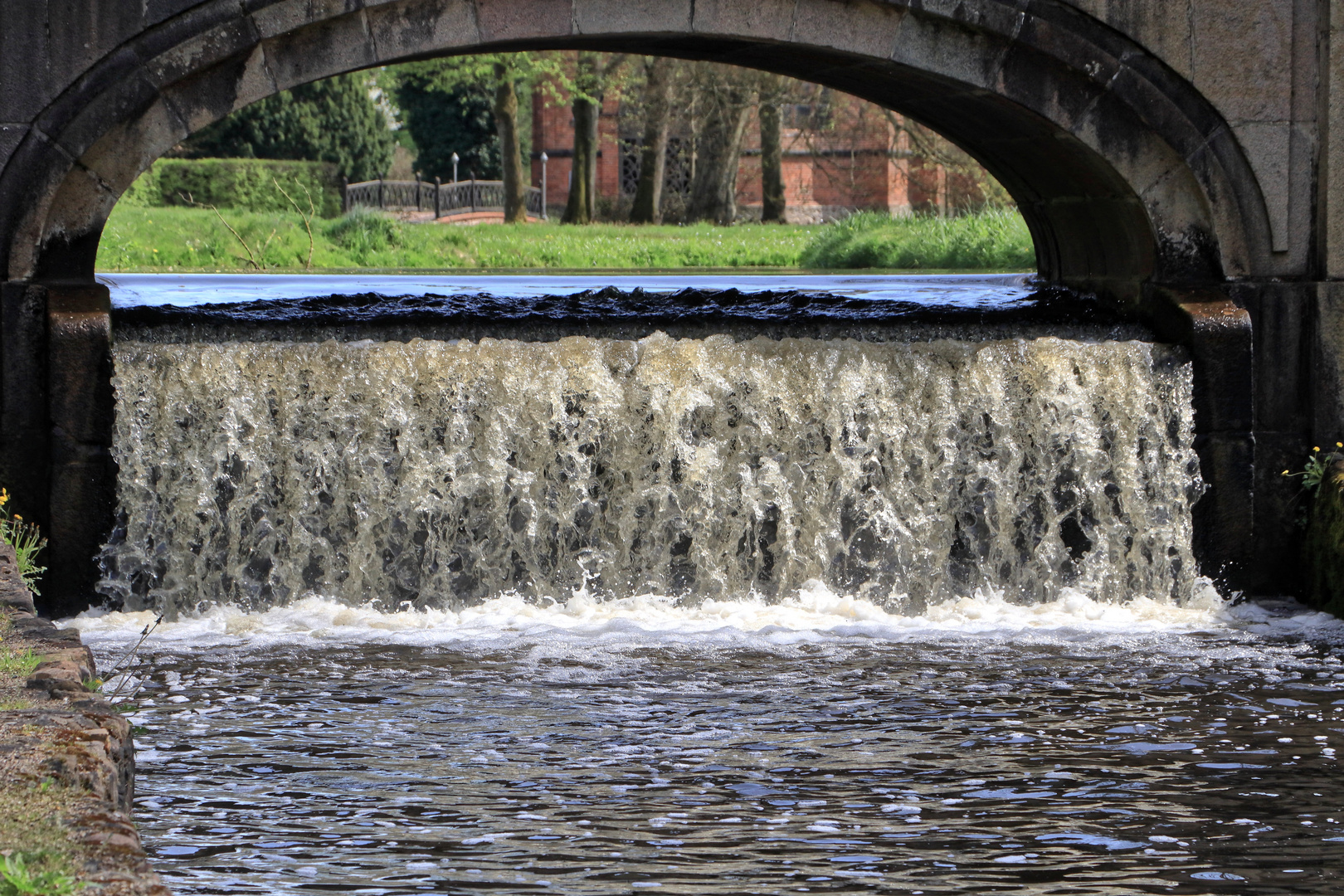 Unter der Brücke