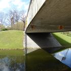 Unter der Brücke...