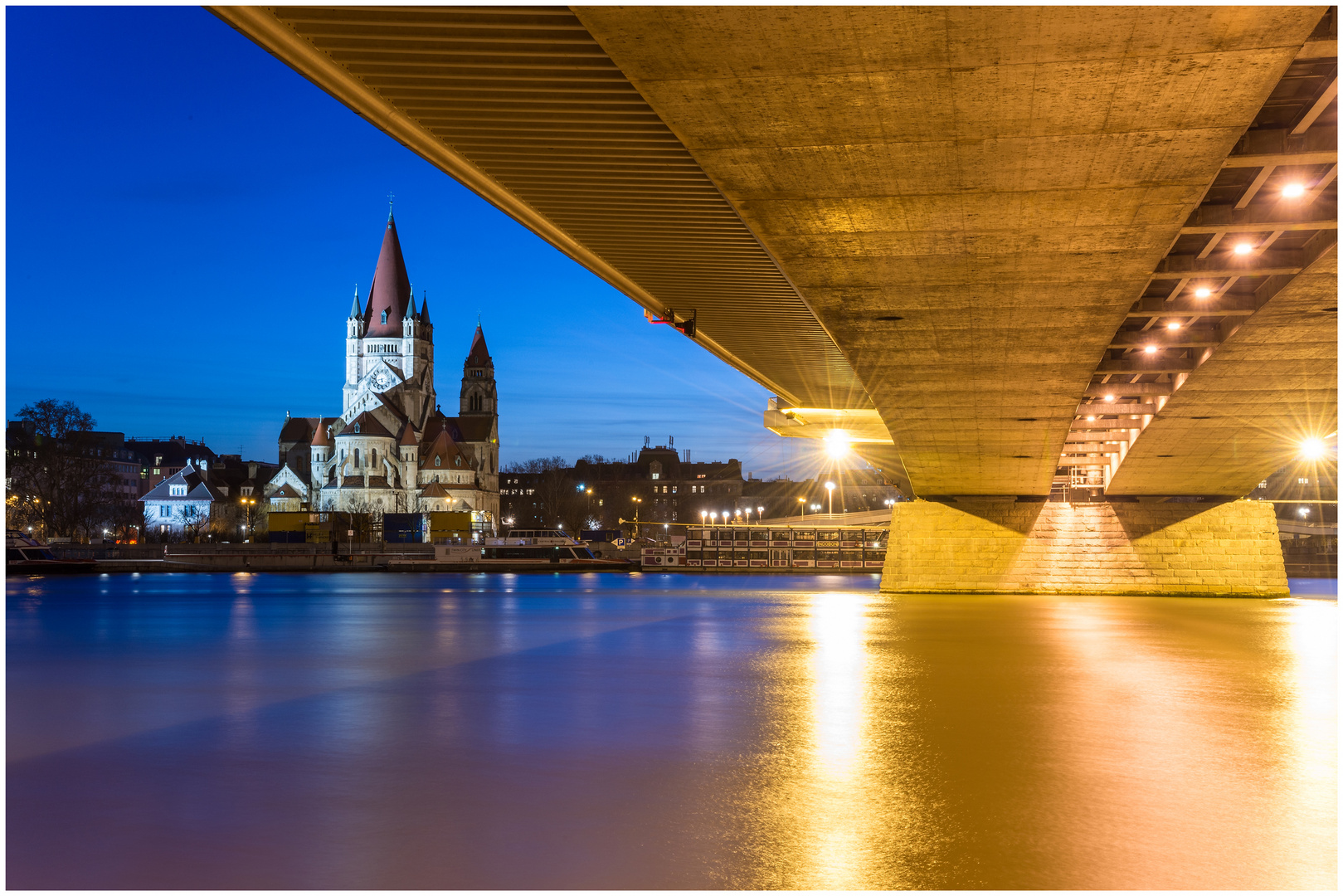 unter der Brücke