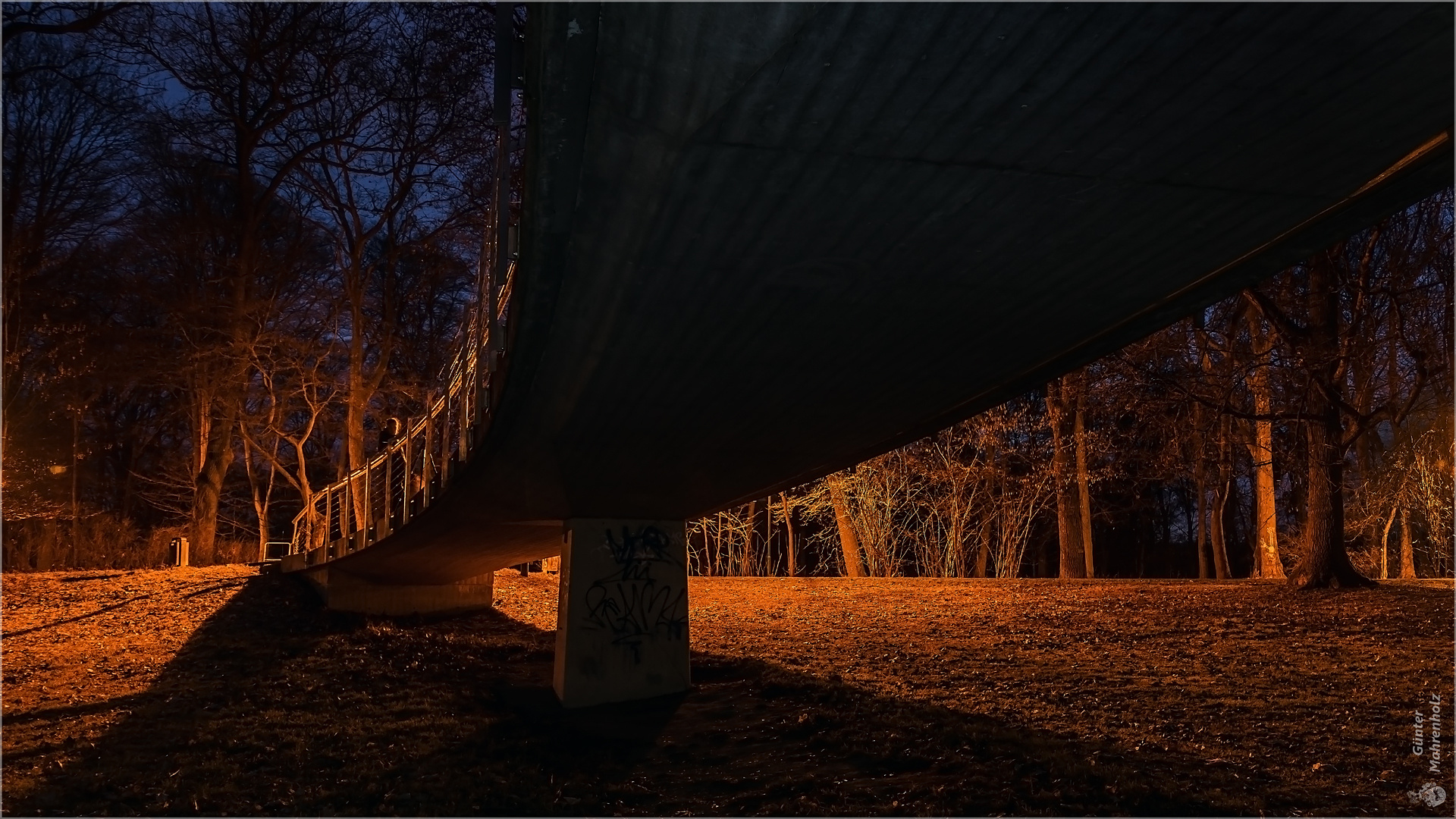 Unter der Brücke