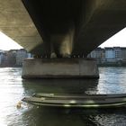 Unter der Brücke