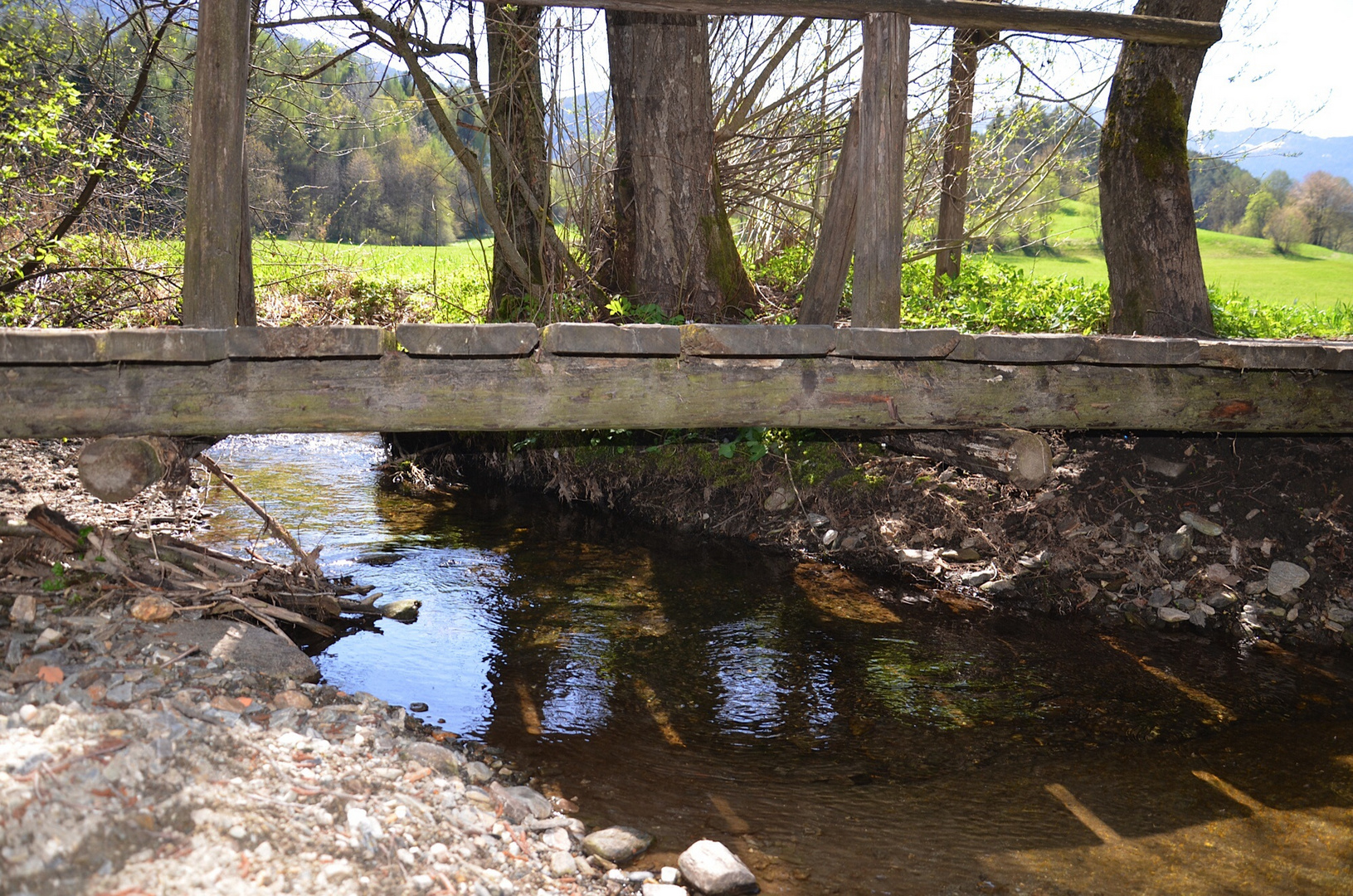 Unter der Brücke