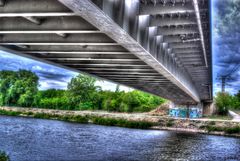 Unter der Brücke