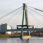 Unter der Deutzer Brücke Richtung Severiensbrücke(29.11.2011)