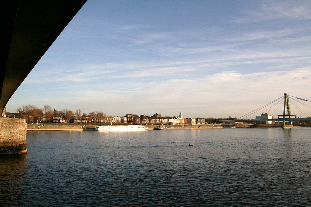 Unter der Deutzer Brücke Richtung Severiensbrücke(29.11.2011)(3)