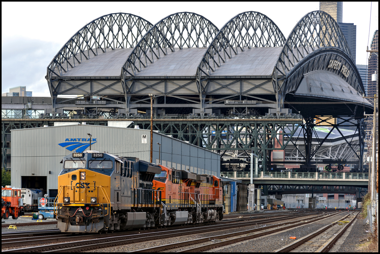 Unter der Haube Foto &amp; Bild | usa, world, loks Bilder auf fotocommunity