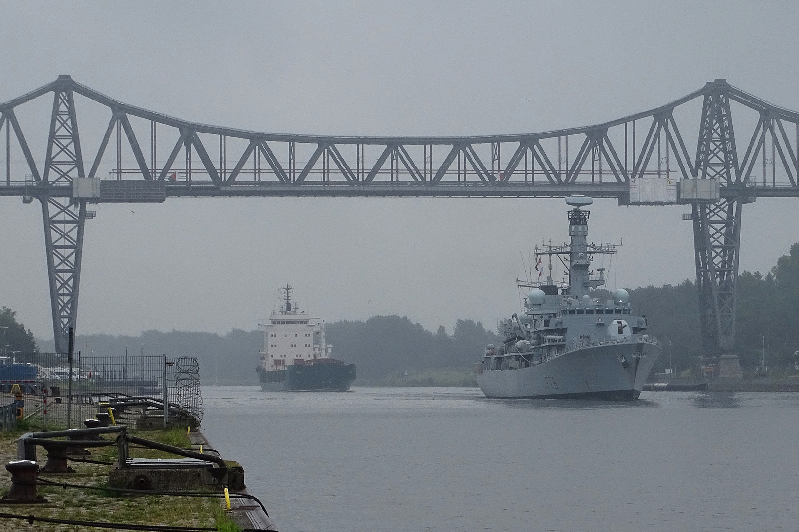 Unter der Hochbrücke in Rendsburg