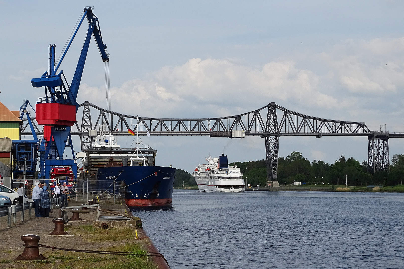 Unter der hohen Brücke 