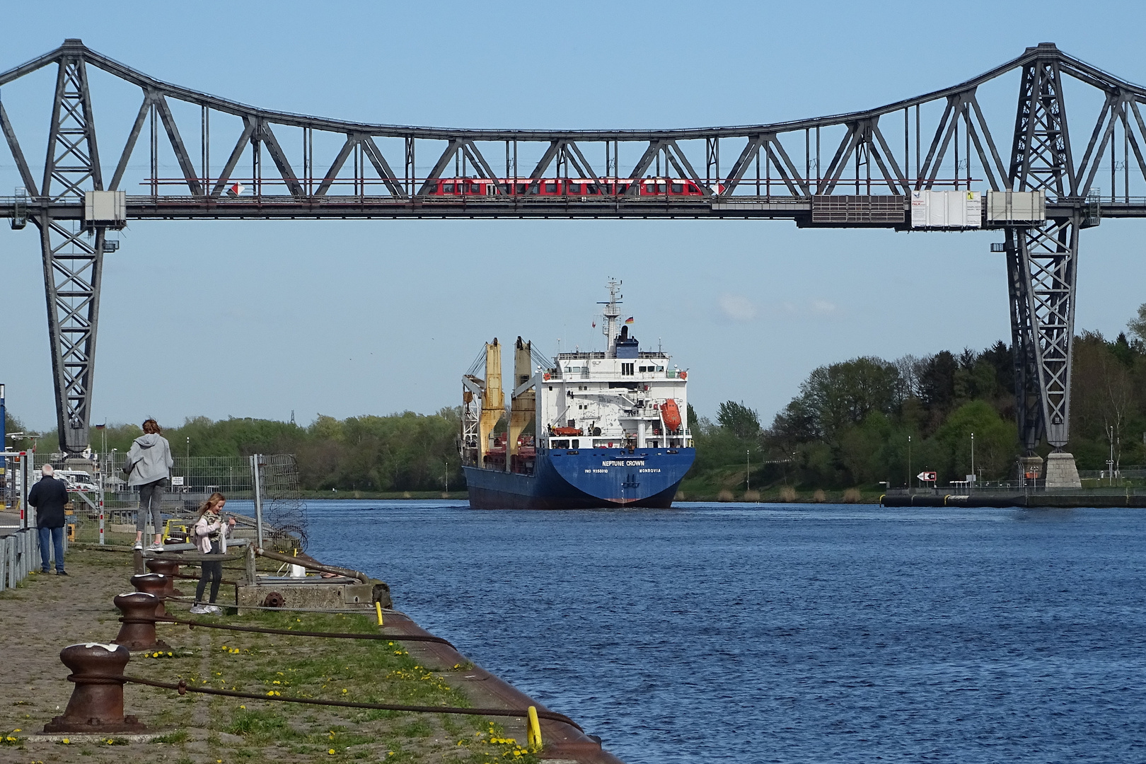 unter der hohen Brücke 