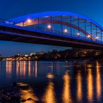 Unter der Jerusalembrücke (Südbrücke) durchgeschaut ...