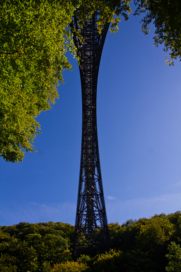 Unter der Müngstener Brücke