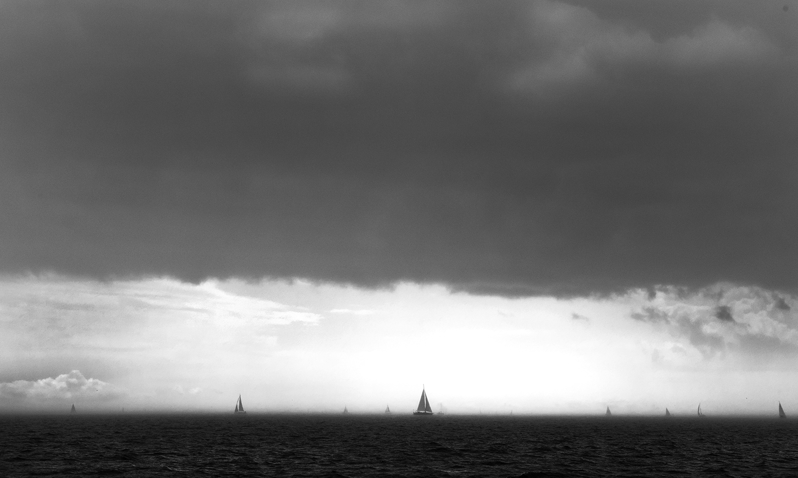 Unter der Regenfront - Ijsselmeer