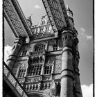 Unter der Tower Bridge