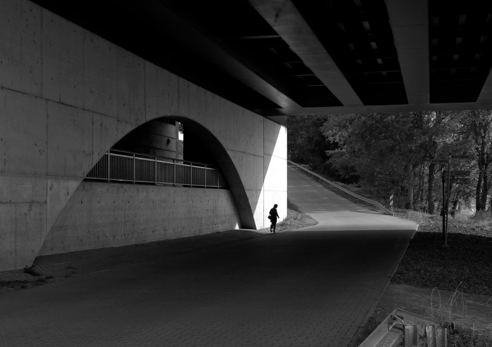 Unter der Trogbrücke