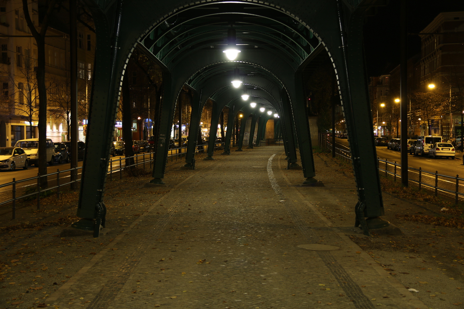 Unter der U-Bahn II