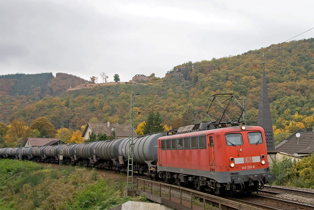 Unter der Wolfsburg